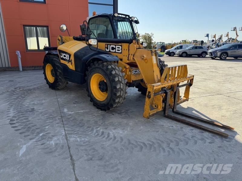 JCB 535-95 مناولات متداخلة