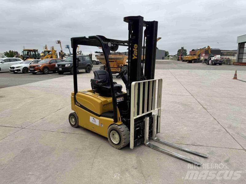 Yale ERP16 شاحنات ذات رافعات شوكية - أخرى
