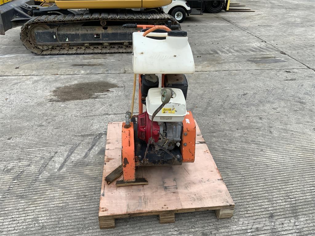 Clipper Stone Saw ماكينات زراعية أخرى