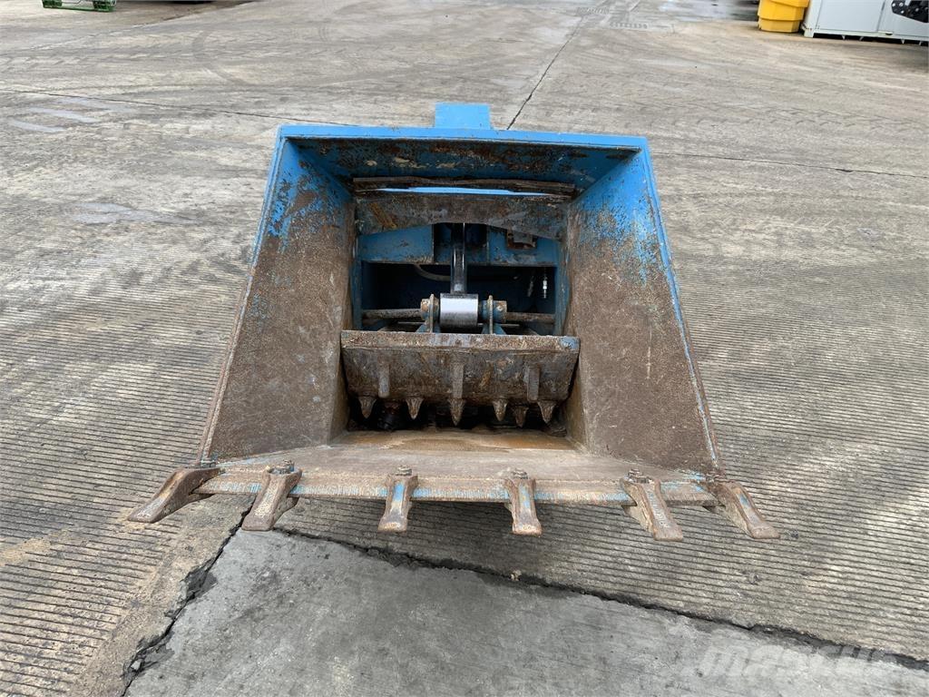  Crusher Bucket ماكينات زراعية أخرى