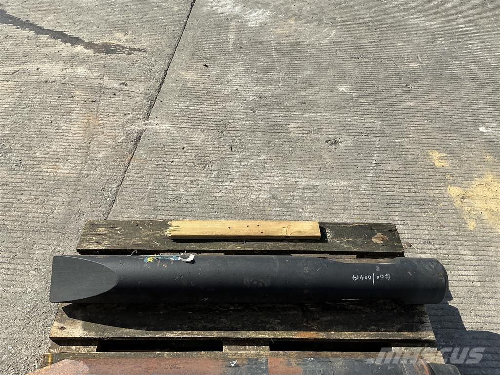 Epiroc Breaker Chisel ماكينات زراعية أخرى
