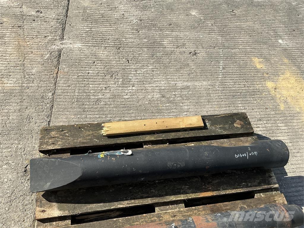 Epiroc Breaker Chisel ماكينات زراعية أخرى