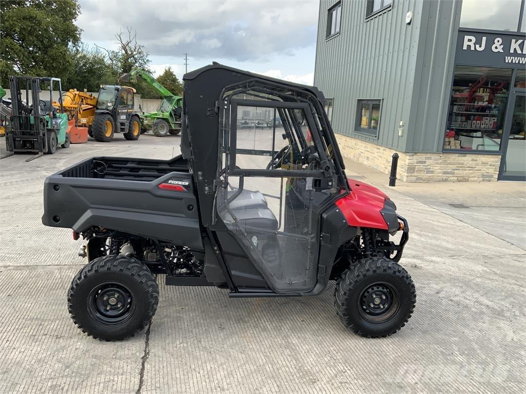 Honda Pioneer 700 ATV ماكينات زراعية أخرى