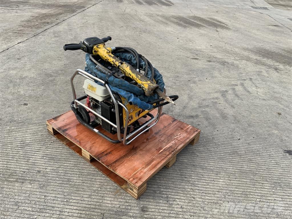 JCB Beaver Pack ماكينات زراعية أخرى