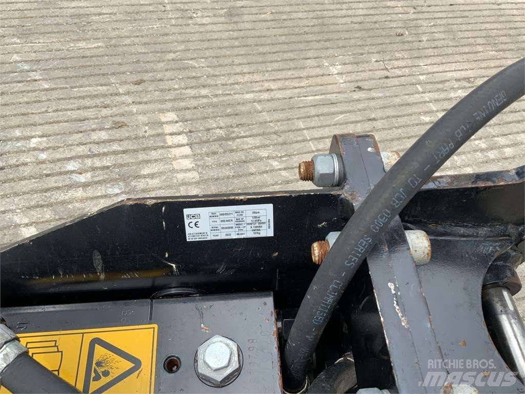 JCB HM012T Breaker ماكينات زراعية أخرى