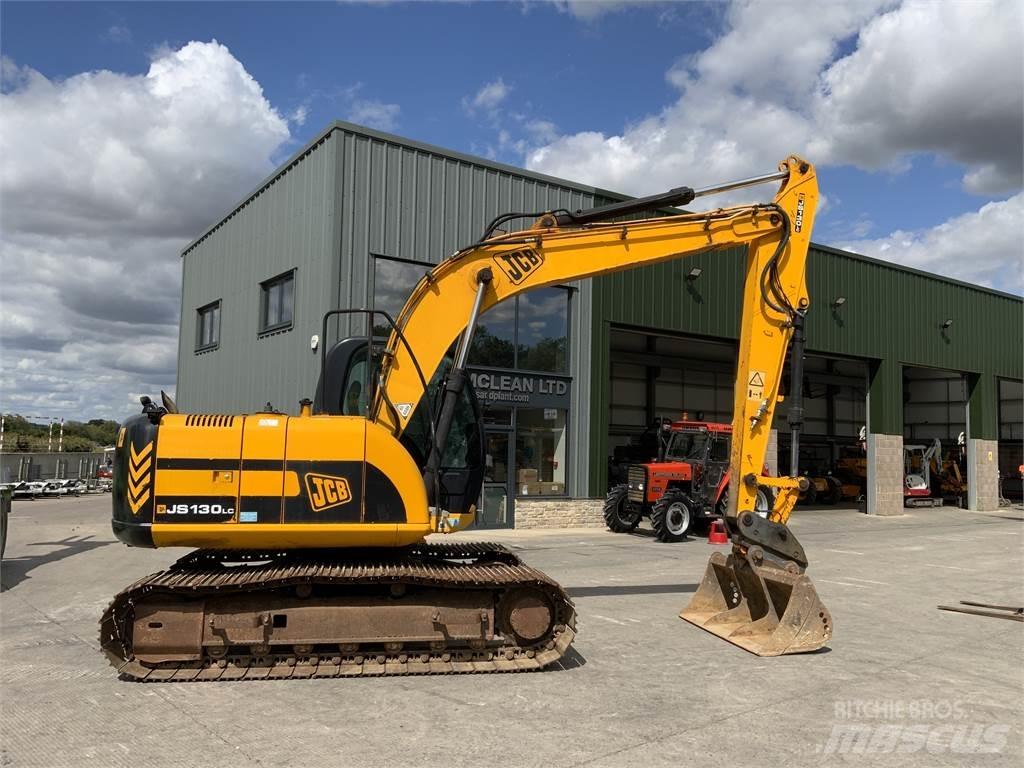 JCB JS130 LC Digger ماكينات زراعية أخرى