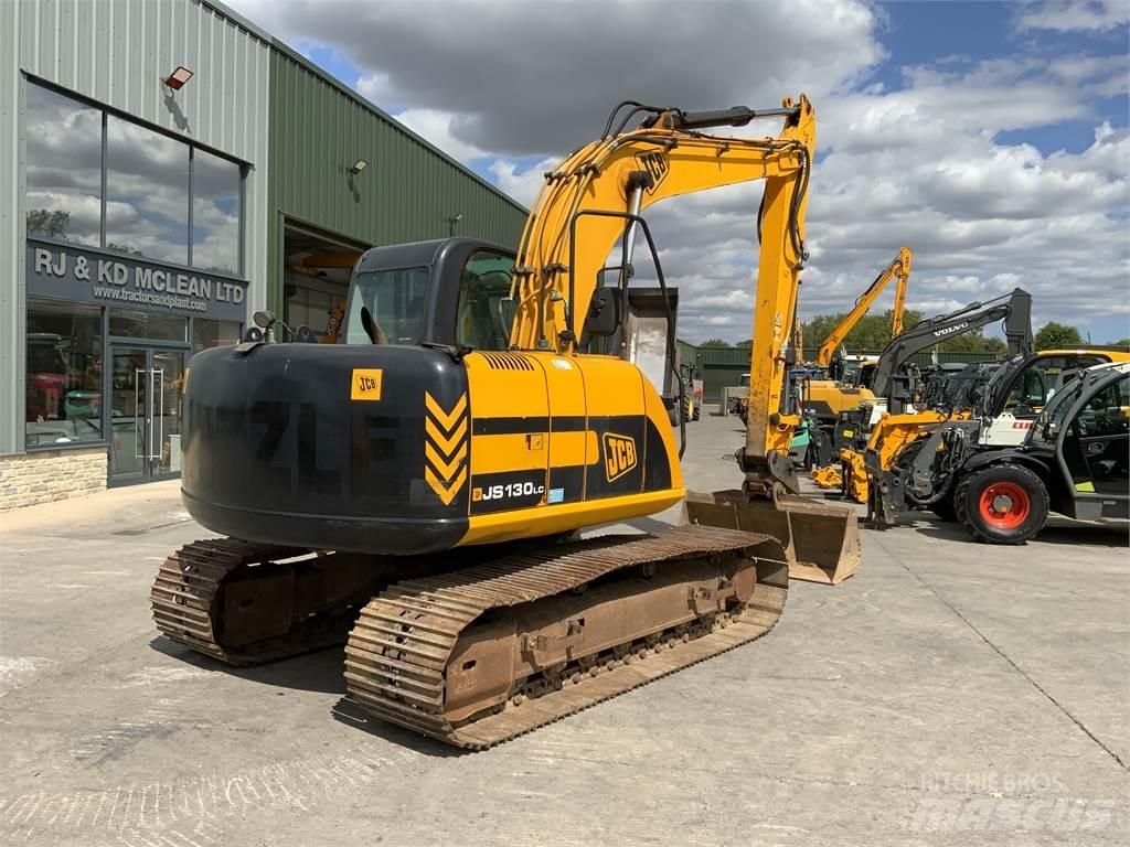 JCB JS130 LC Digger ماكينات زراعية أخرى