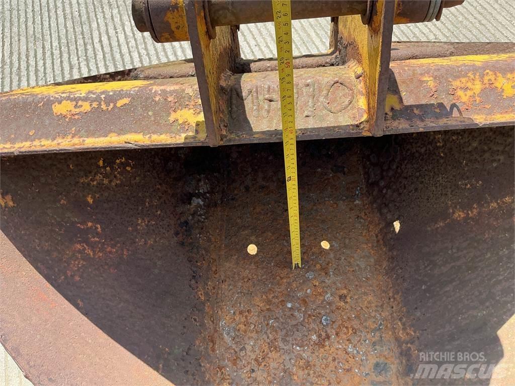 JCB V Bucket ماكينات زراعية أخرى