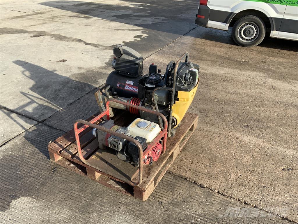  Pallet of Small Plant ماكينات زراعية - غير ذلك