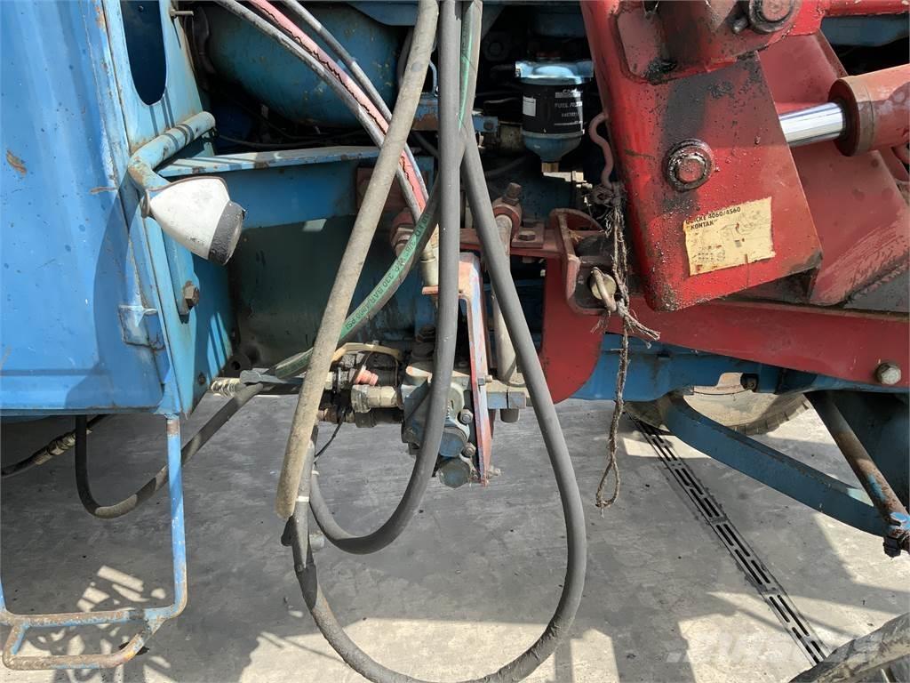 Quicke 4560 Loader ماكينات زراعية أخرى