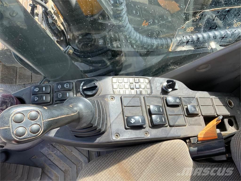 Volvo EC140L (ST22583) ماكينات زراعية أخرى