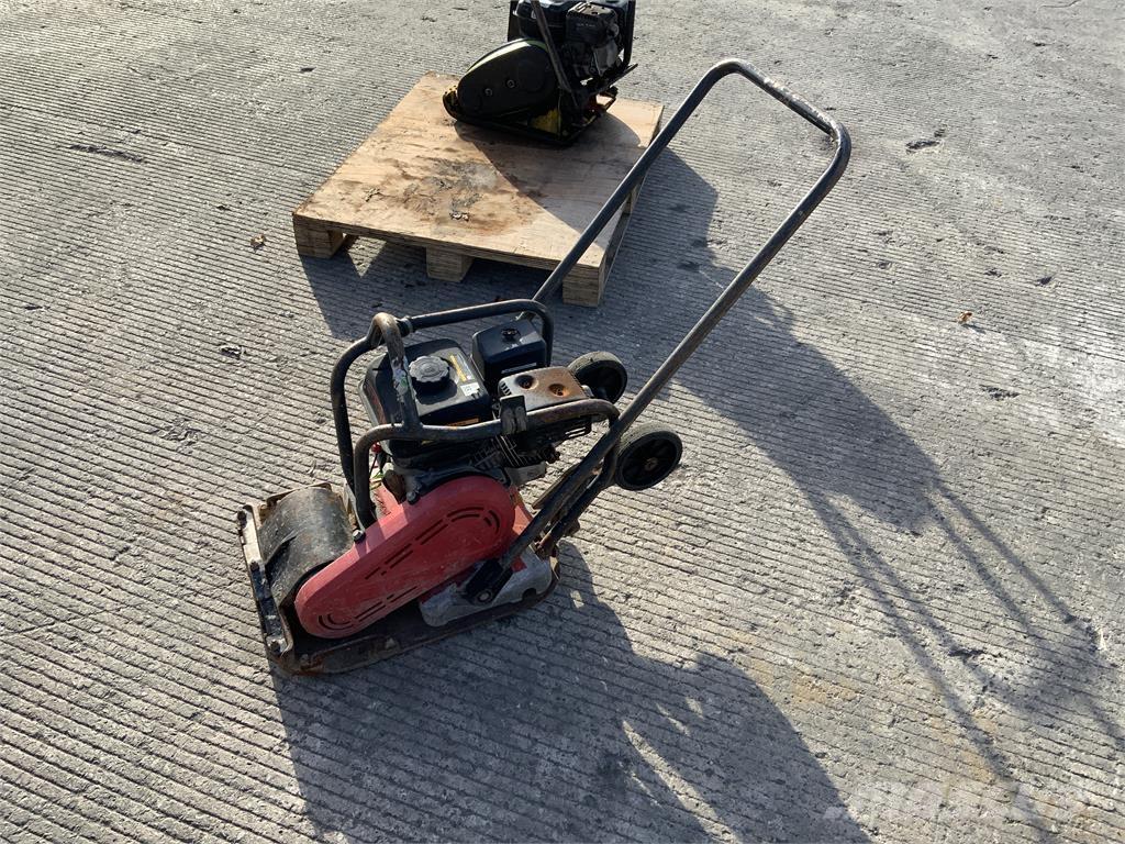 Wacker Plate ماكينات زراعية أخرى