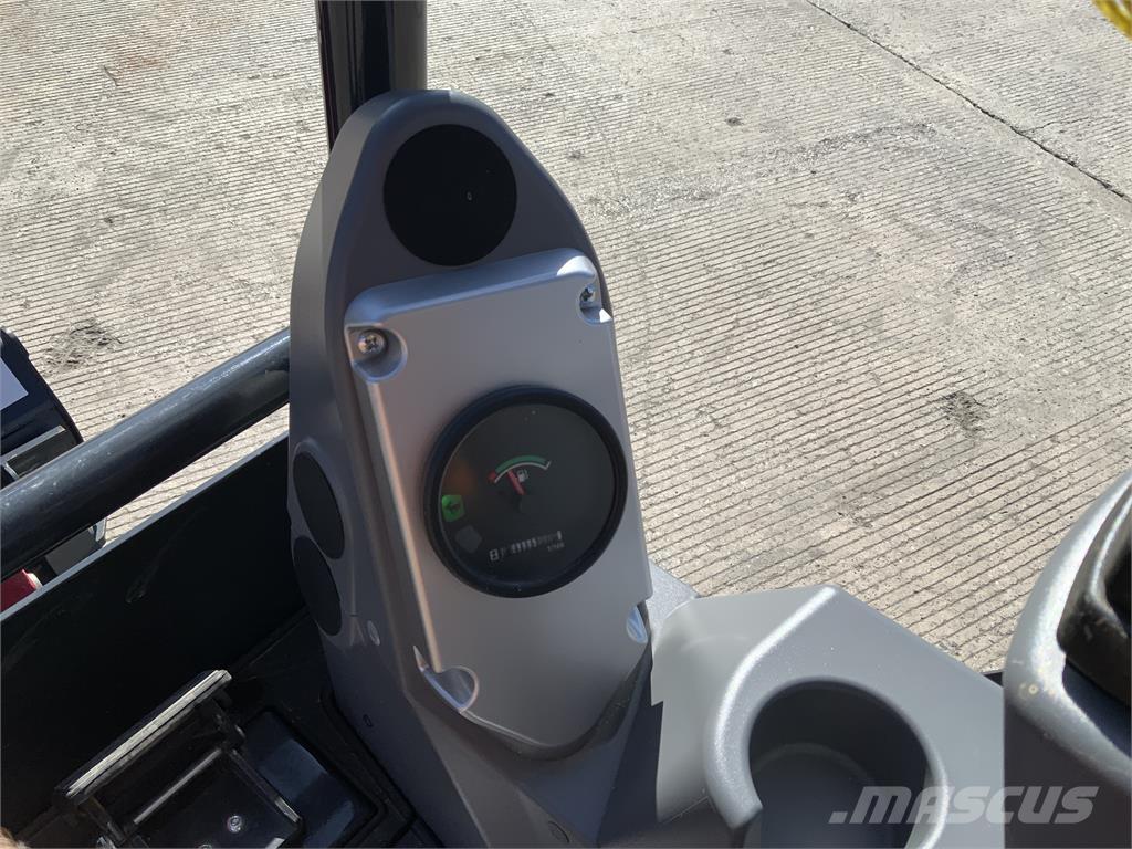 Yanmar SV15 VT Digger ماكينات زراعية أخرى