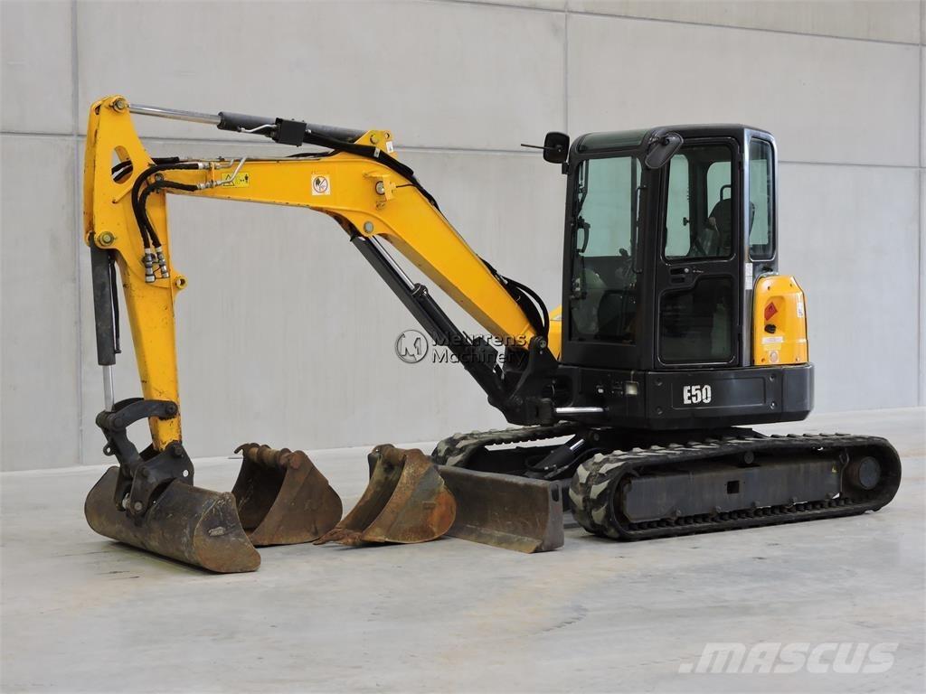 Bobcat E50 أخرى
