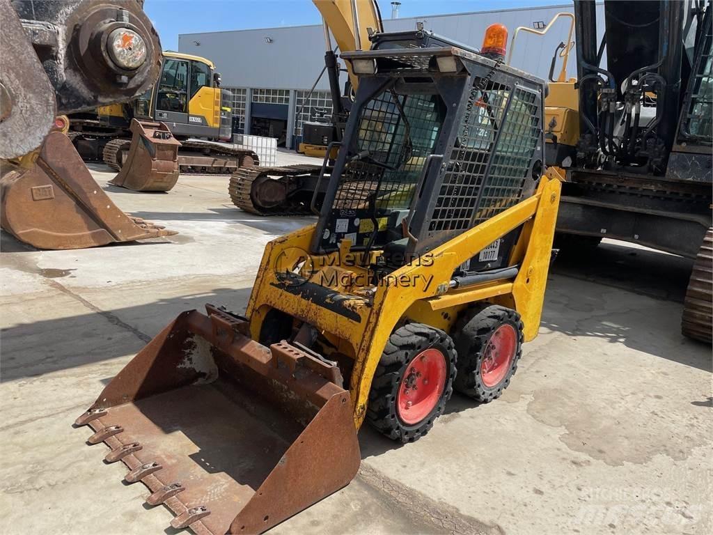 Bobcat S70 لوادر بعجل
