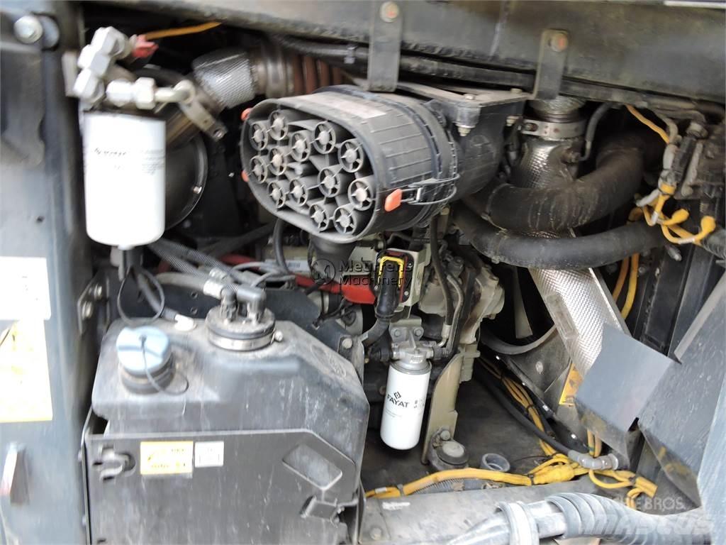 Bomag BW174 مداحل متنوعة