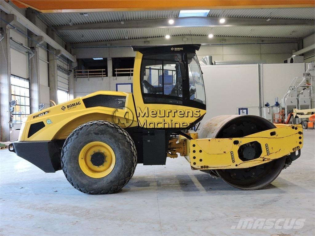 Bomag BW213 مداحل متنوعة