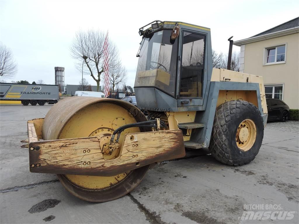 Bomag BW213D-2 مداحل متنوعة