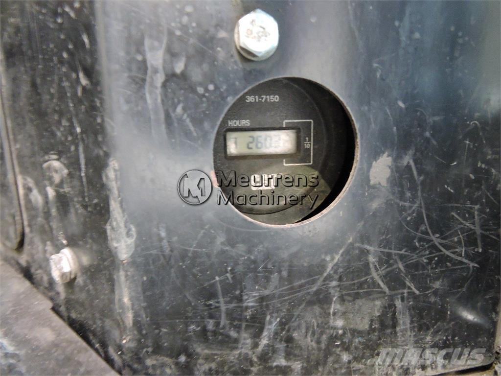 CAT 303.5 أخرى