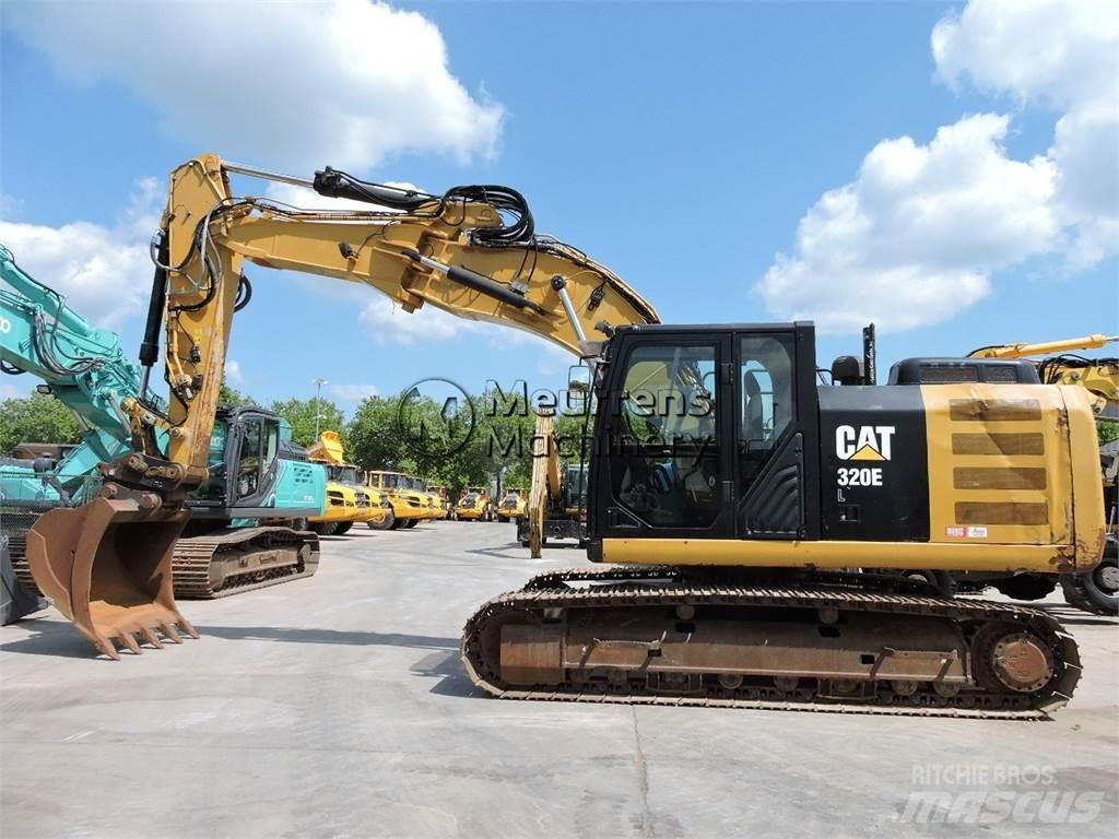 CAT 320EL حفارات زحافة