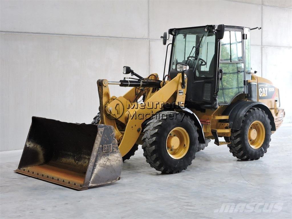 CAT 908M GERMAN لوادر بعجل