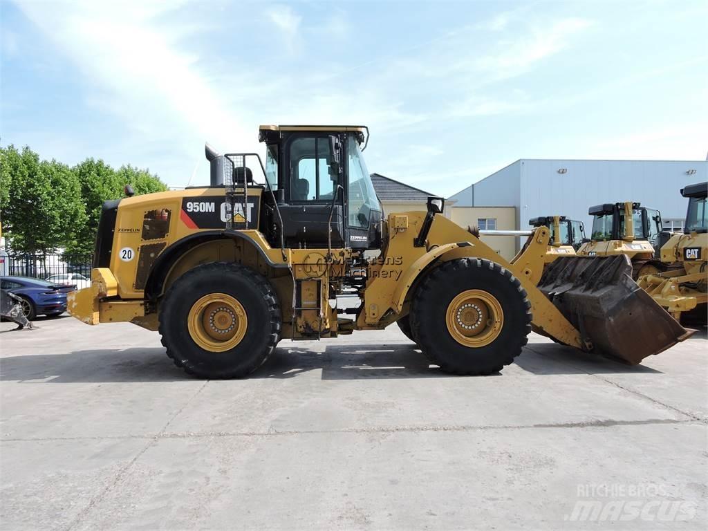 CAT 950M GERMAN لوادر بعجل