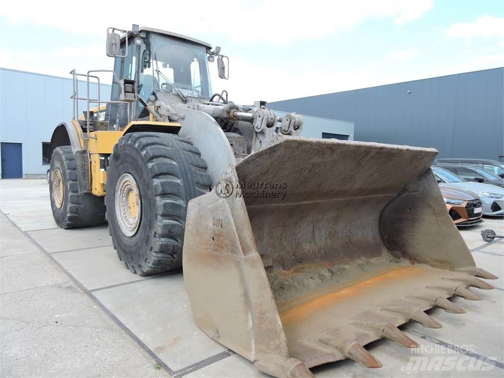 CAT 980H لوادر بعجل