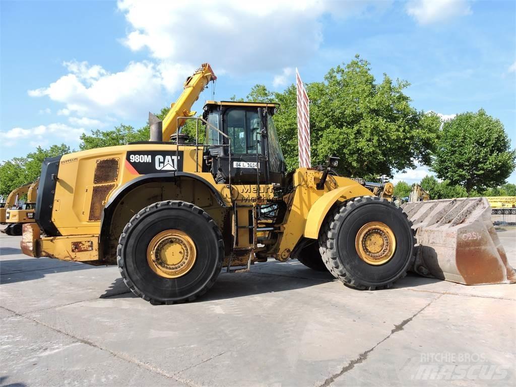 CAT 980M GERMAN لوادر بعجل