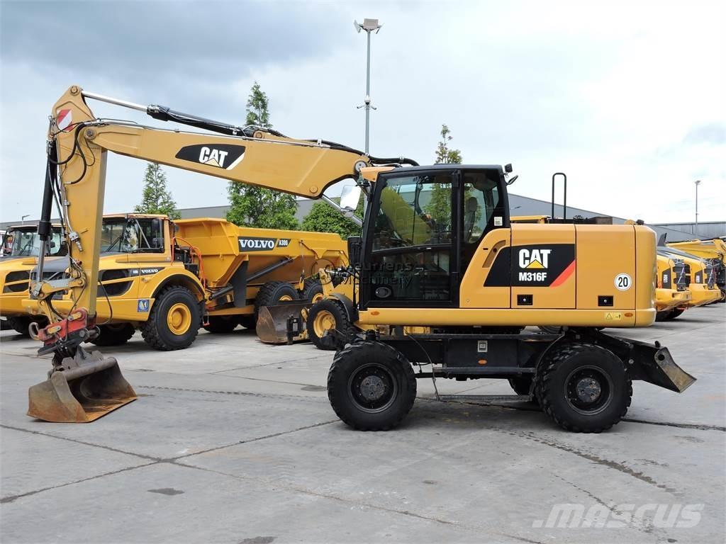 CAT M316F حفارات بعجل
