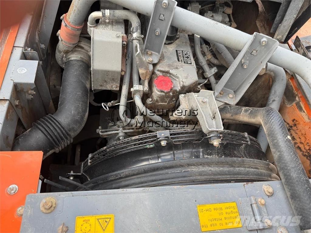 Hitachi ZX350LC حفارات زحافة