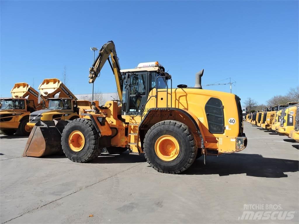 Hyundai HL970 لوادر بعجل
