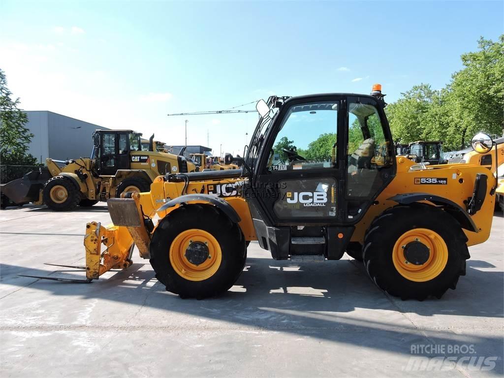 JCB 535-125 مناولات متداخلة