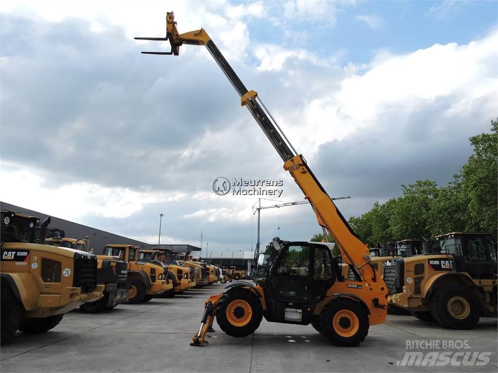 JCB 535-125 مناولات متداخلة