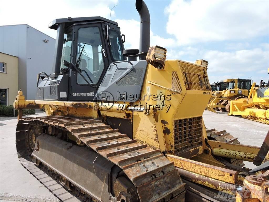 Komatsu D61EXL-12 جرارات تسوية
