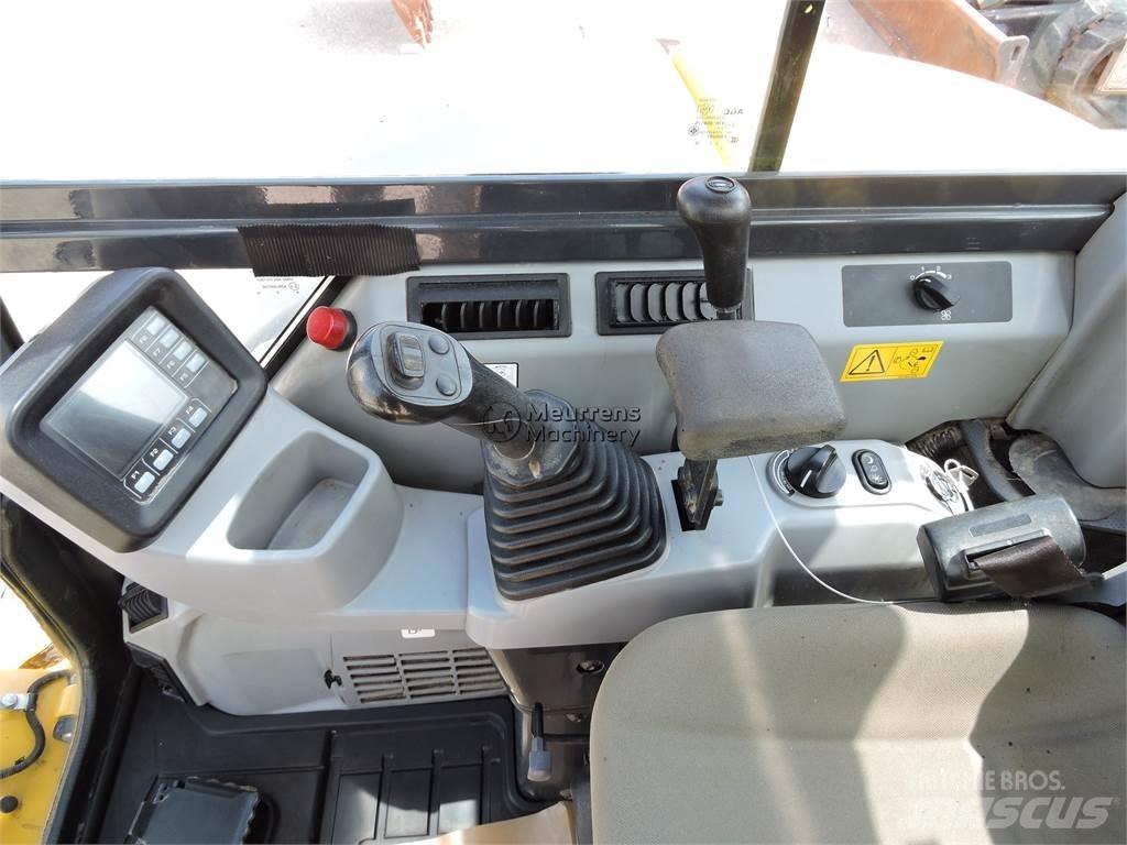 Komatsu PC55MR أخرى