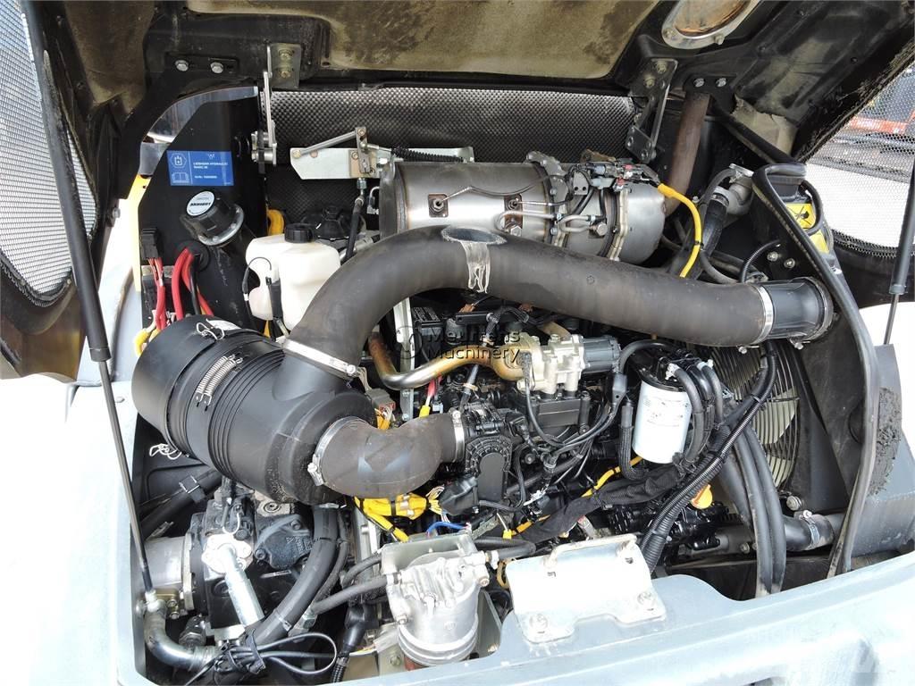 Liebherr 508 + FORK لوادر بعجل