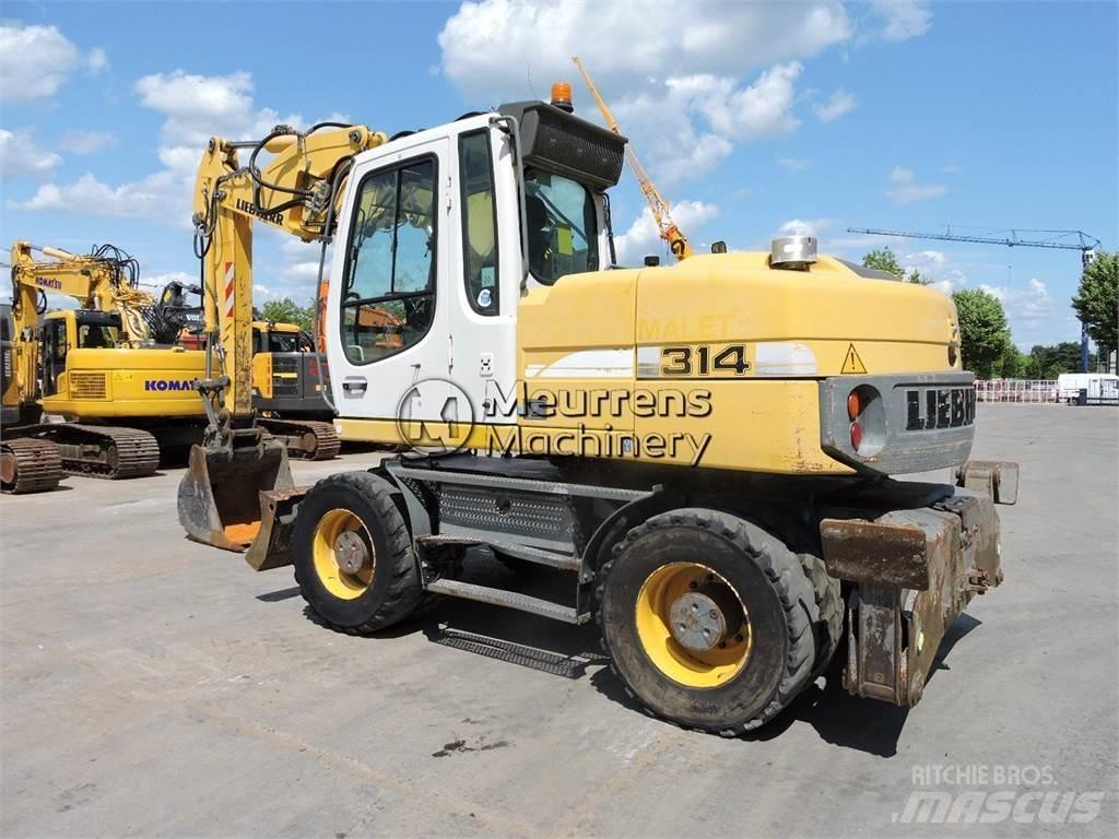 Liebherr A314 حفارات بعجل