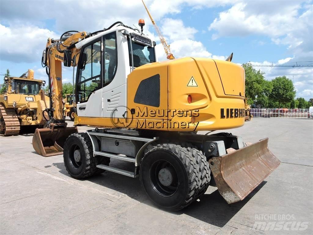 Liebherr A918 حفارات بعجل