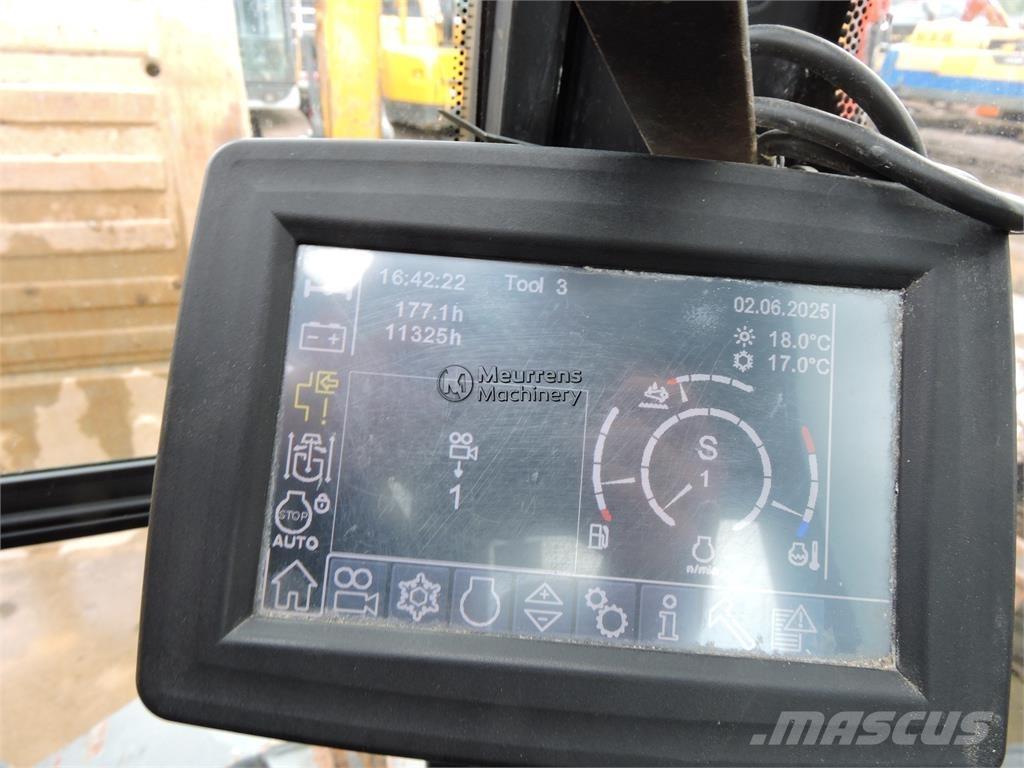 Liebherr A924 حفارات بعجل