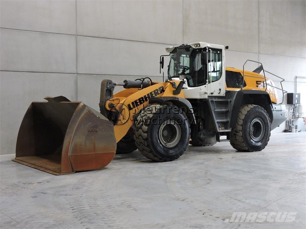 Liebherr L580 X Power لوادر بعجل