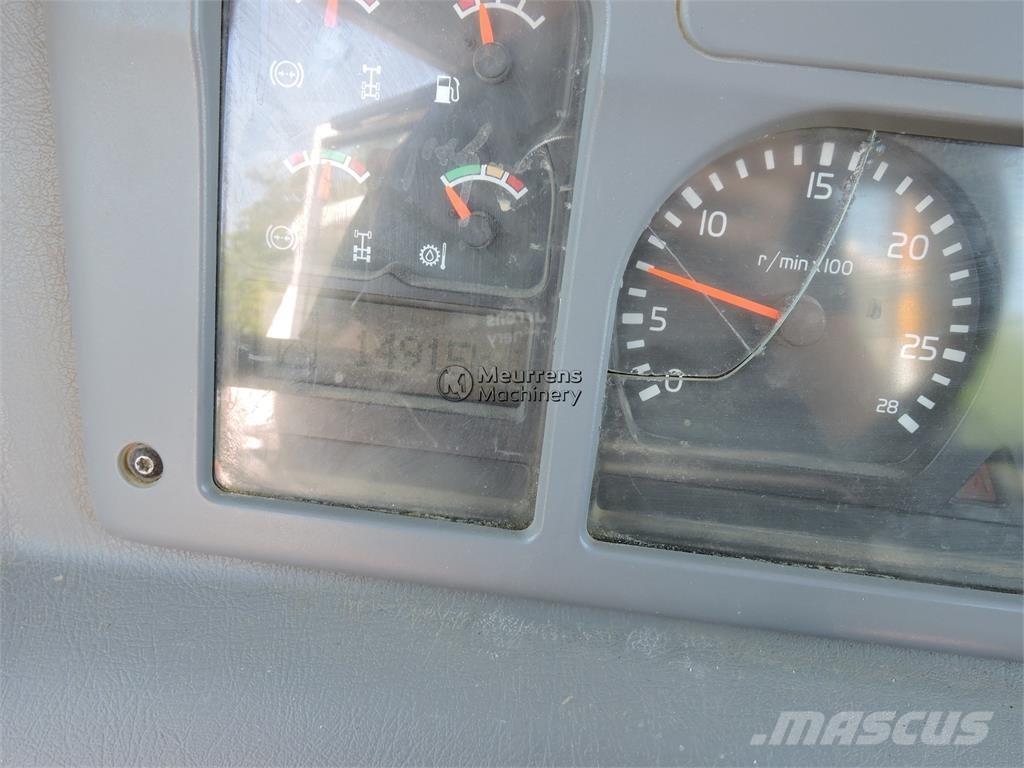 Volvo A25E ساحبات مفصلية