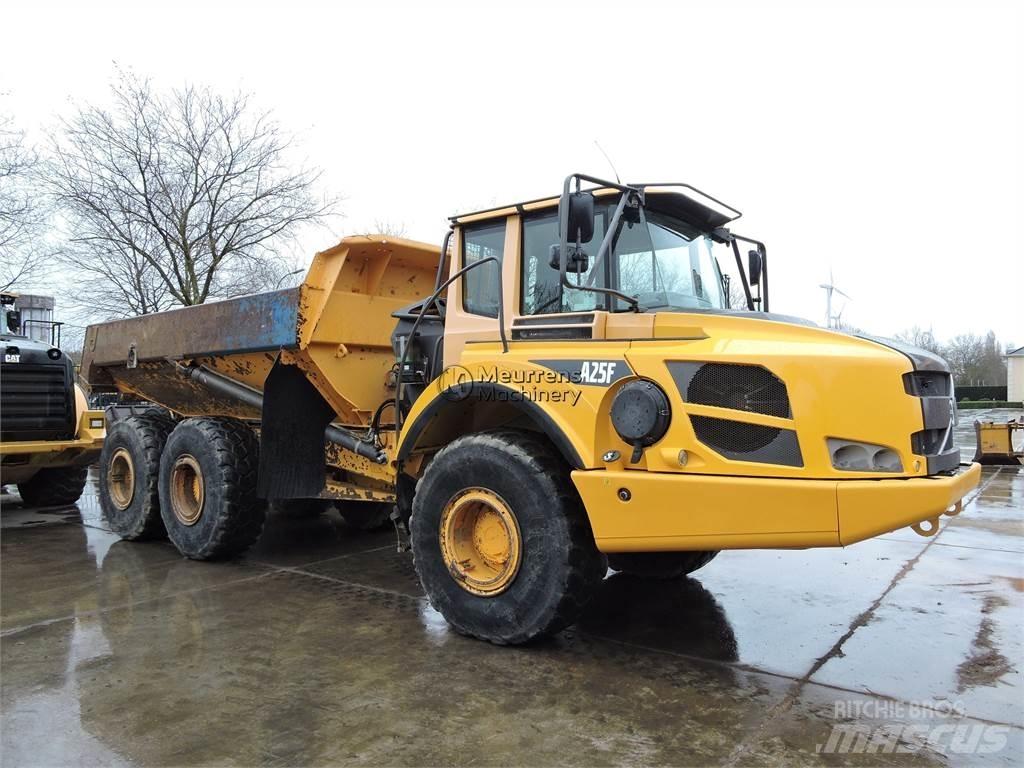 Volvo A25F ساحبات مفصلية