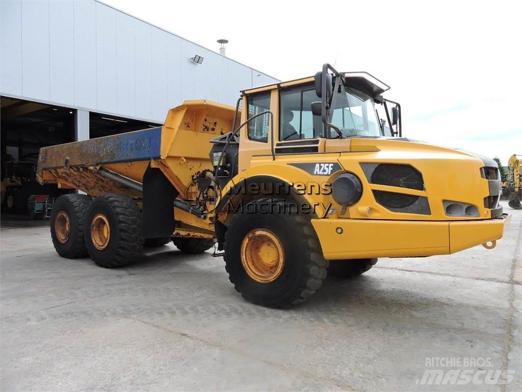 Volvo A25F ساحبات مفصلية