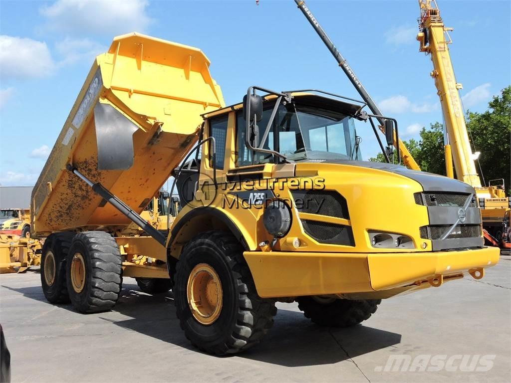 Volvo A25F ساحبات مفصلية