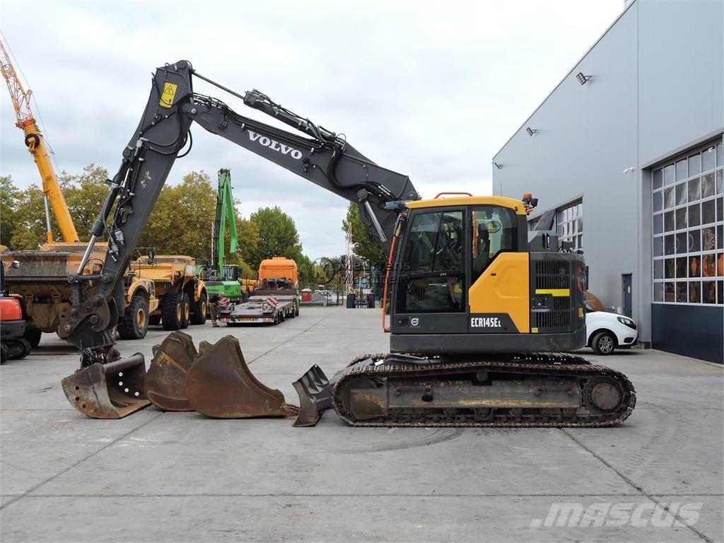 Volvo ECR145EL حفارات زحافة