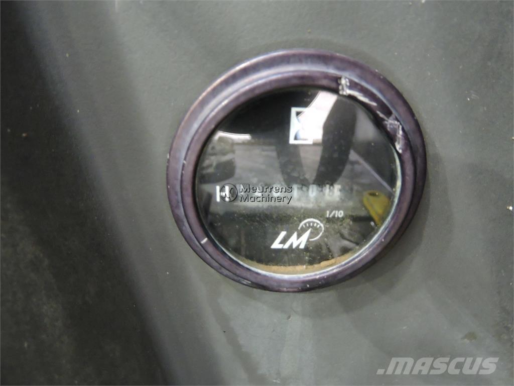 Volvo ECR50D أخرى