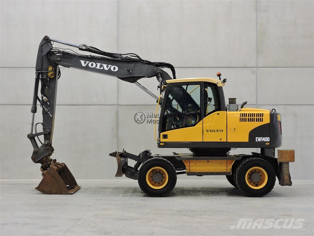 Volvo EW140C حفارات بعجل