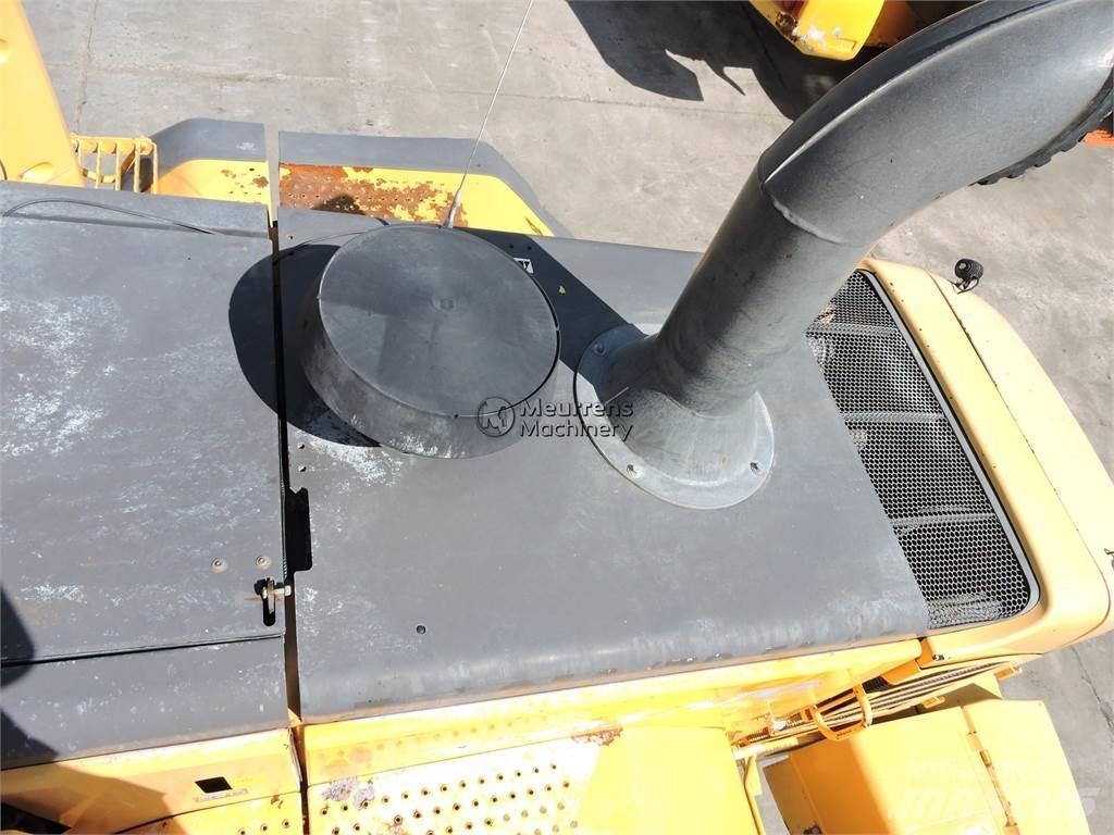 Volvo L120F لوادر بعجل