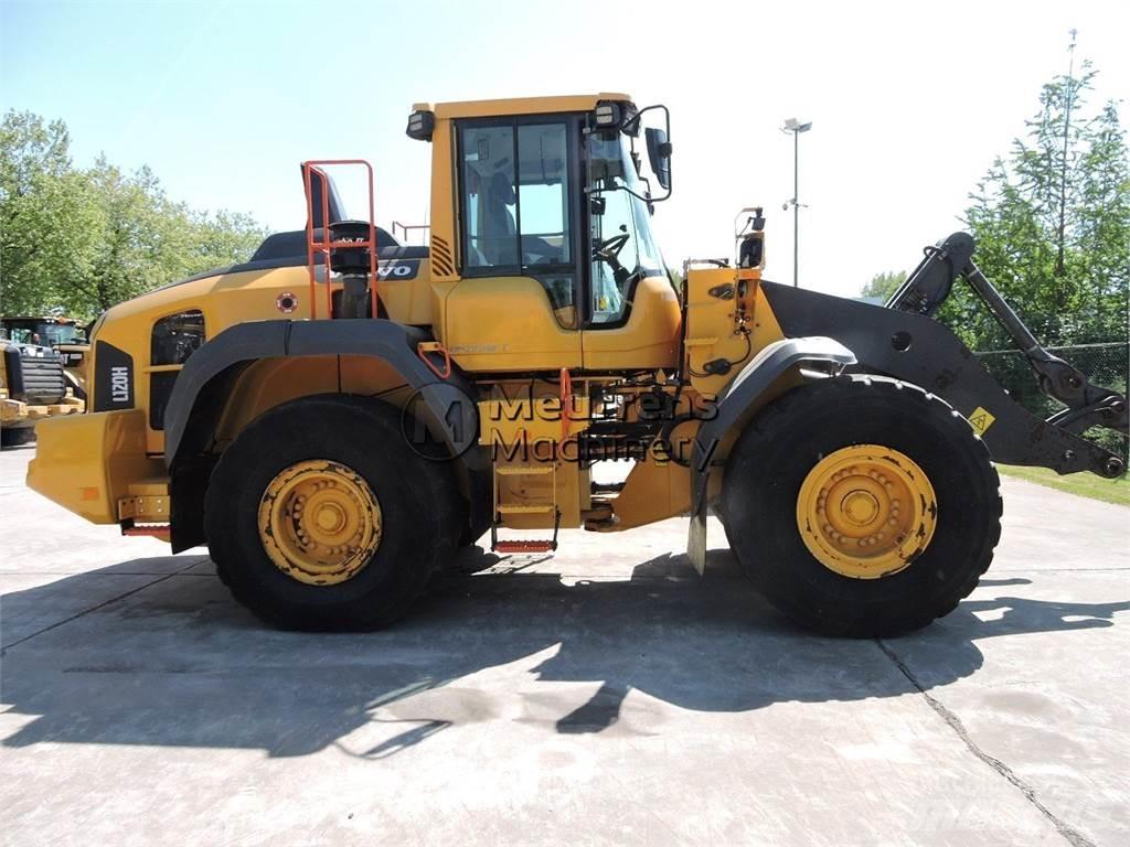 Volvo L120H لوادر بعجل