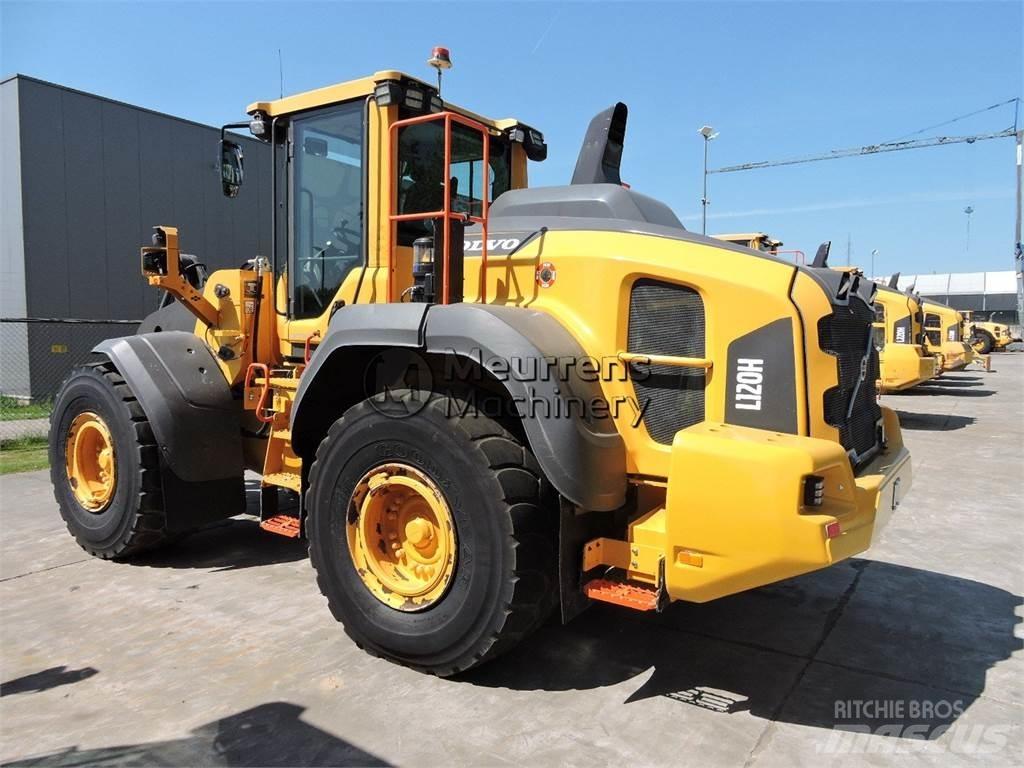 Volvo L120H لوادر بعجل